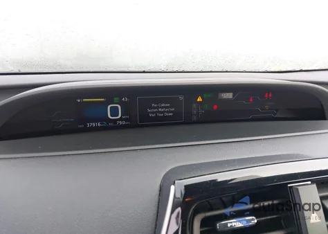 2018 Toyota Prius Prime Plus из США, поврежденный, VIN JTDKARFP7J3095221